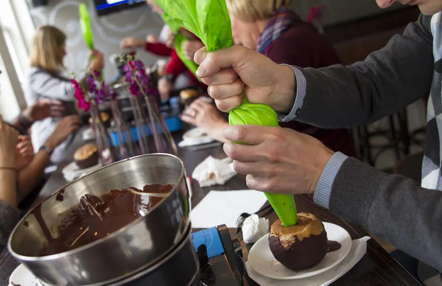 Workshop Bossche bollen maken