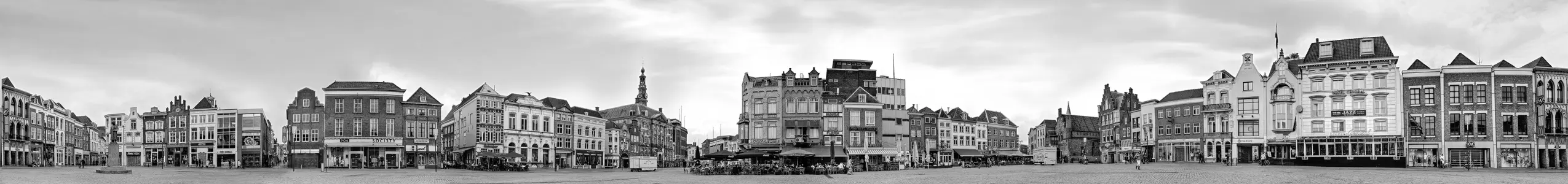 Den Bosch met regen